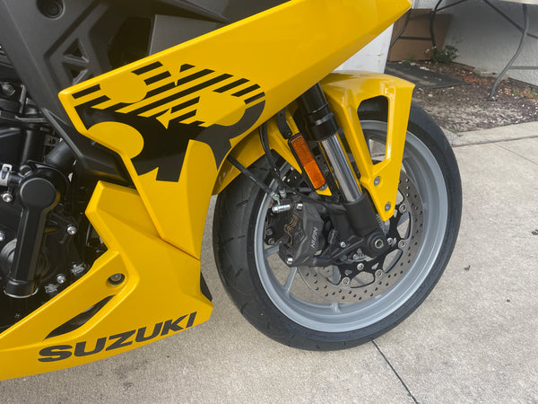 2025 Suzuki GSX-S 8R
