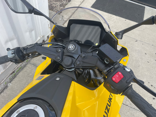 2025 Suzuki GSX-S 8R