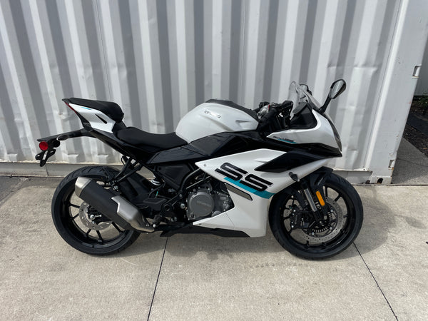 2024 CFMOTO CF300SS
