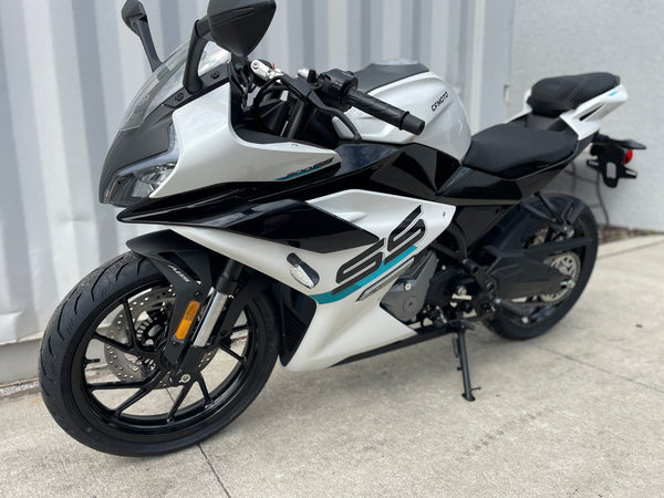 2024 CFMOTO CF300SS