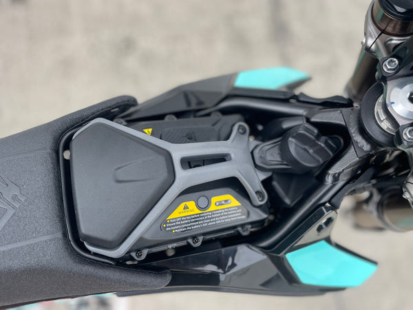 2025 Sur-Ron HYPER BEE 12/10