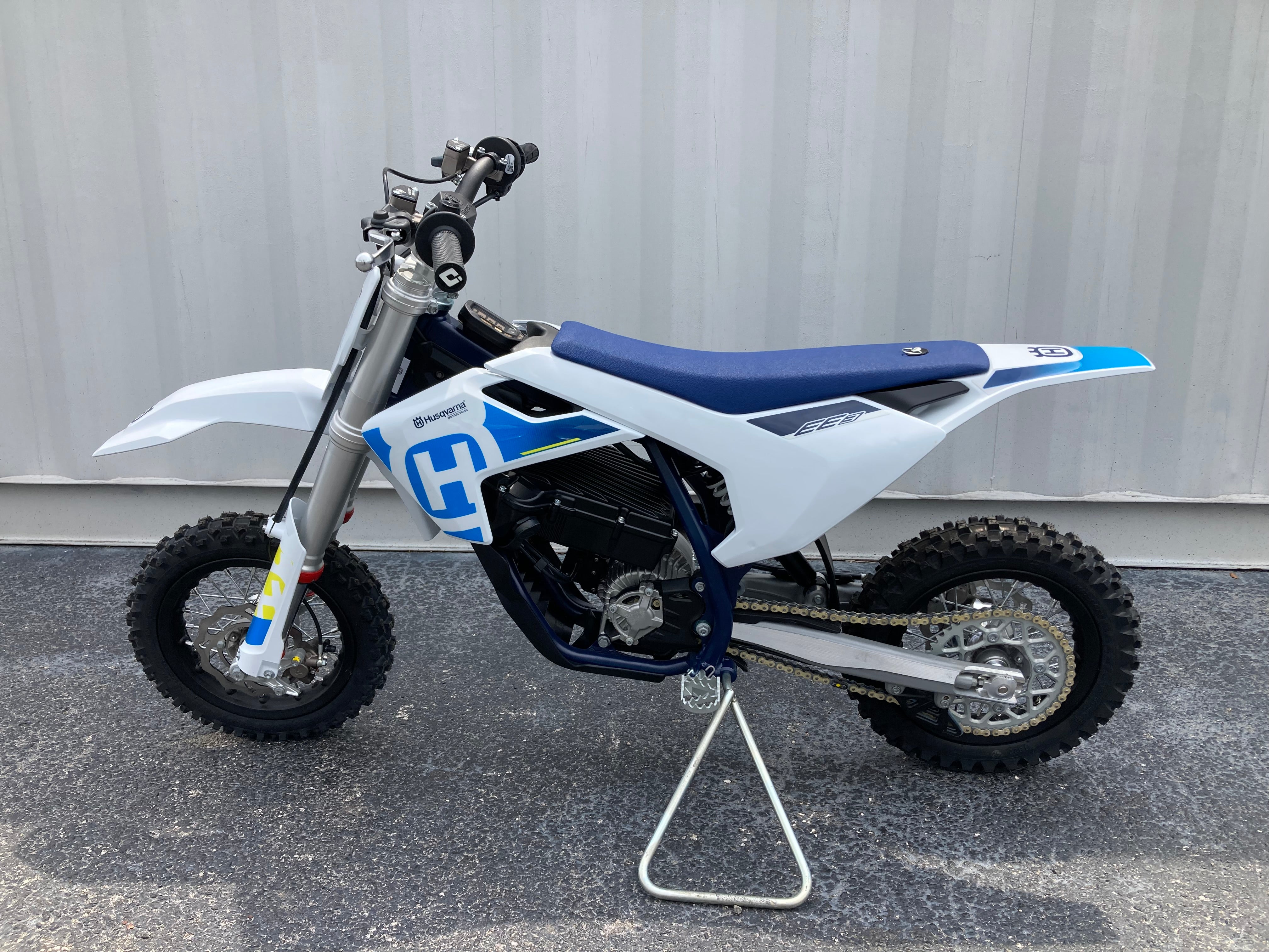 2023 Husqvarna EE3 Central Florida PowerSports