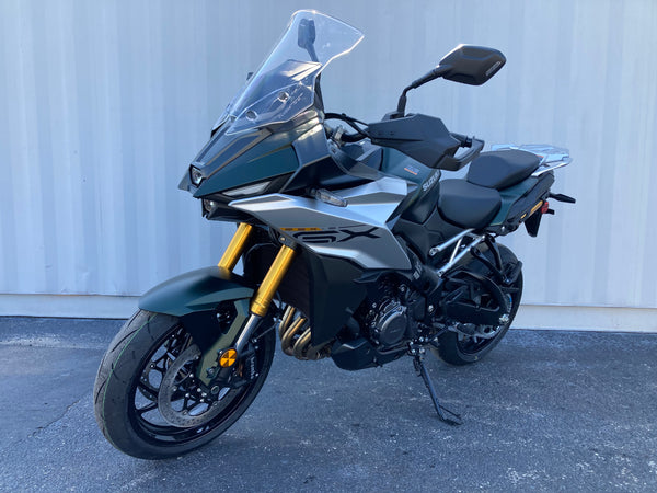 2024 Suzuki GSX-S1000GX+