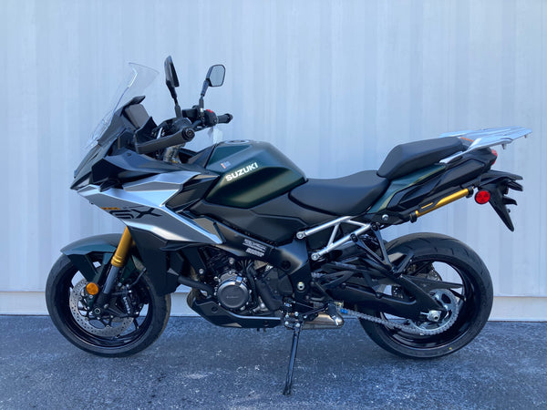 2024 Suzuki GSX-S1000GX+