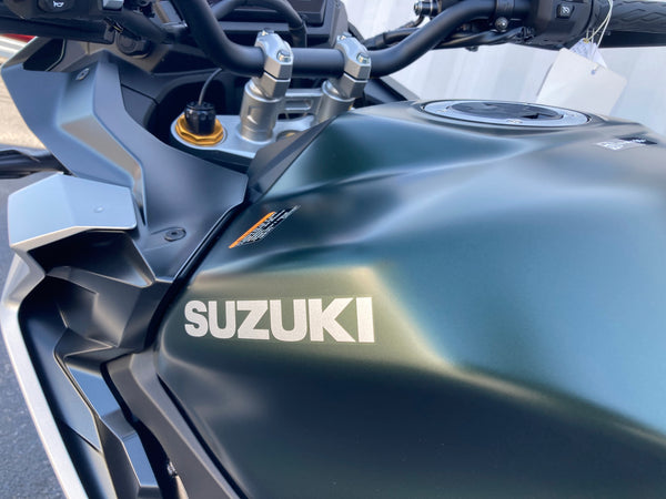 2024 Suzuki GSX-S1000GX+