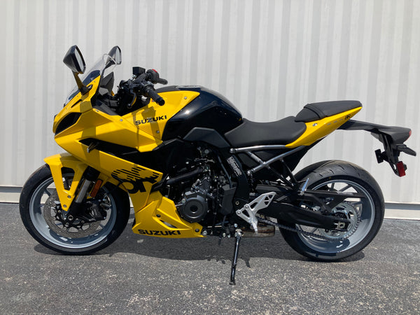 2025 Suzuki GSX-8R