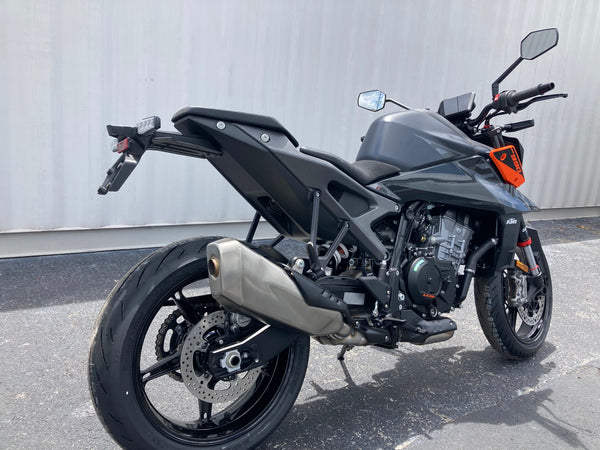 2024 KTM 990 Duke