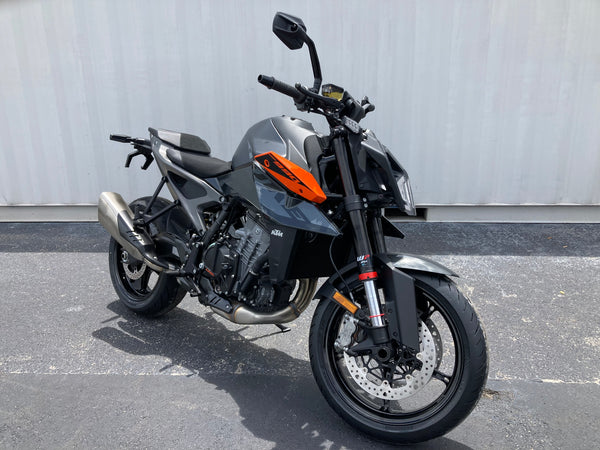 2024 KTM 990 Duke