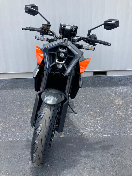 2024 KTM 990 Duke