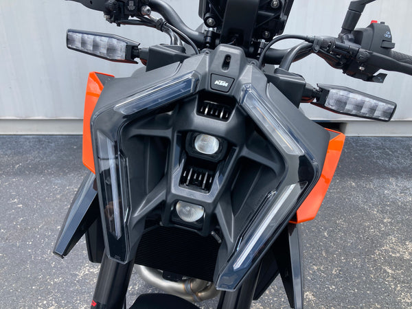 2024 KTM 990 Duke