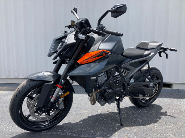 2024 KTM 990 Duke