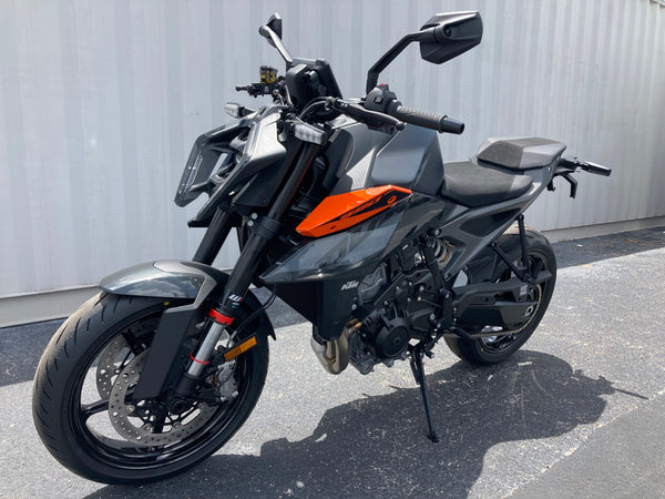 2024 KTM 990 Duke