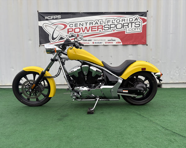 2023 Honda Fury - KD700556 - front left three-quarter