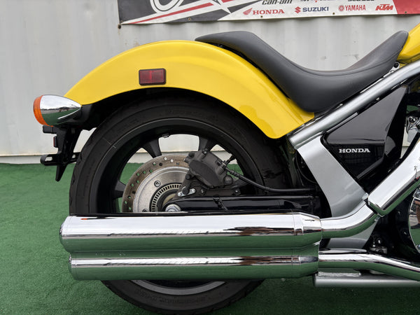 2023 Honda Fury - KD700556 - rear wheel and exhaust