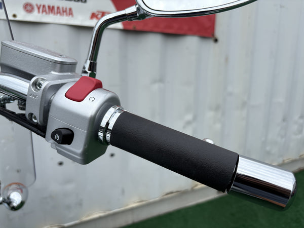 2025 Suzuki Boulevard C50T Special - KP100364 - right handlebar controls