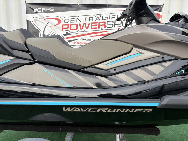 2022 Yamaha FX Cruiser SVHO - KTA3932E - seat and hull side