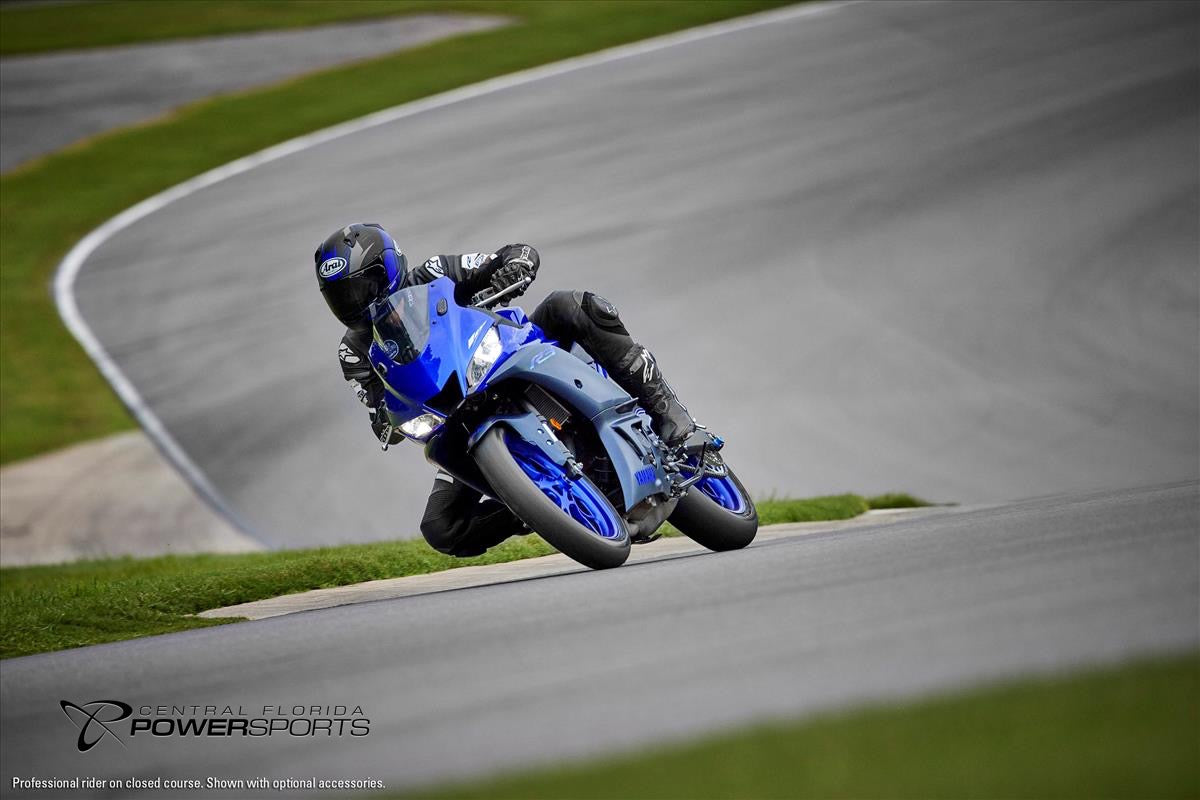 Yamaha r3 latest model on sale