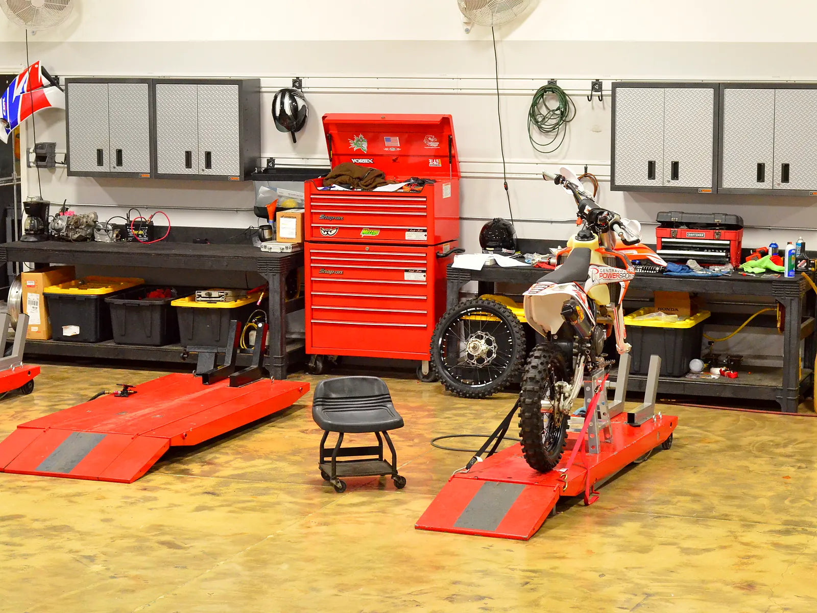 Service bays at Central Florida PowerSports